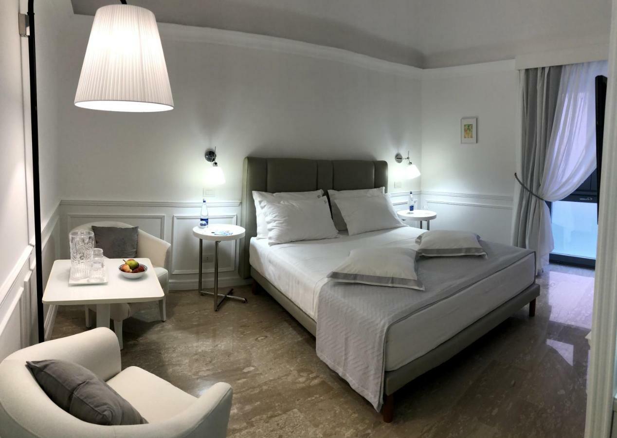 Piazza Posta Dimora Di Charme Hotel Procida Eksteriør billede